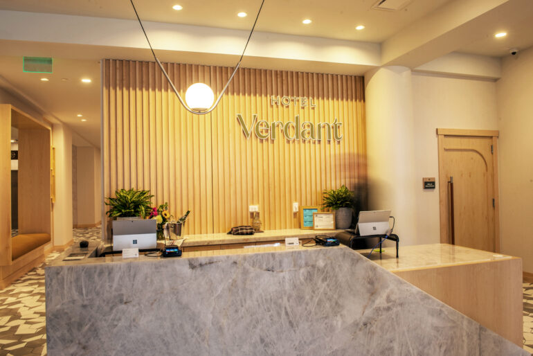 Hotel Verdant front desk