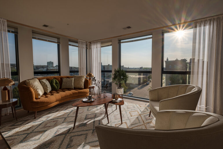 Hovde-Dekux-2-Bedroom-8