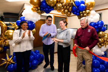 iDental ribbon cutting Mount Pleasant